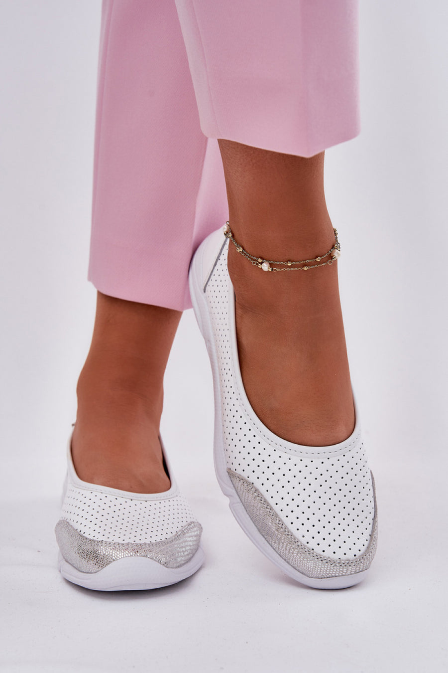 Step In Style Lucy White Leather Ballet Flats