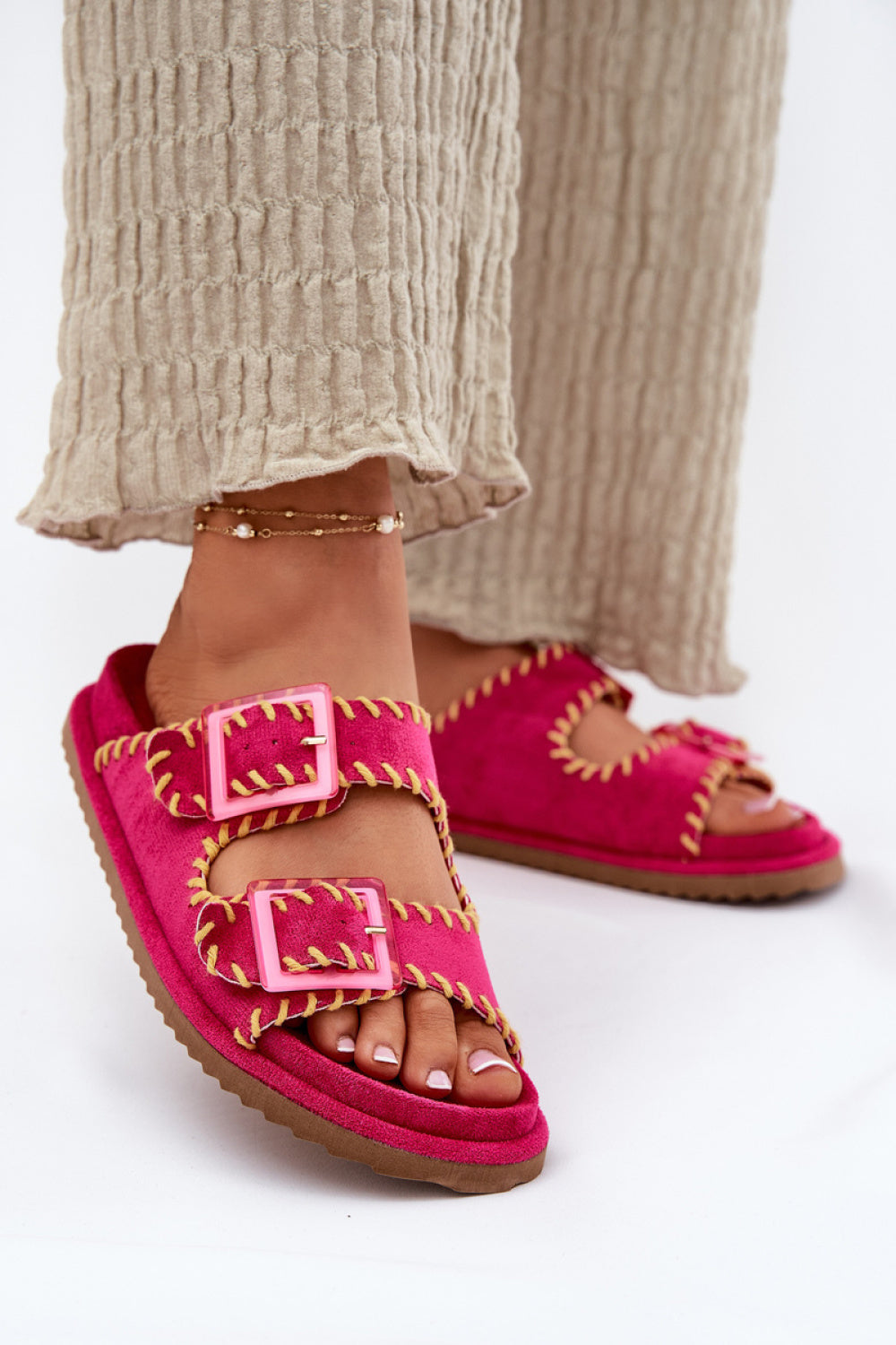 Step In Style Visley Fuchsia Faux Suede Flip Flops