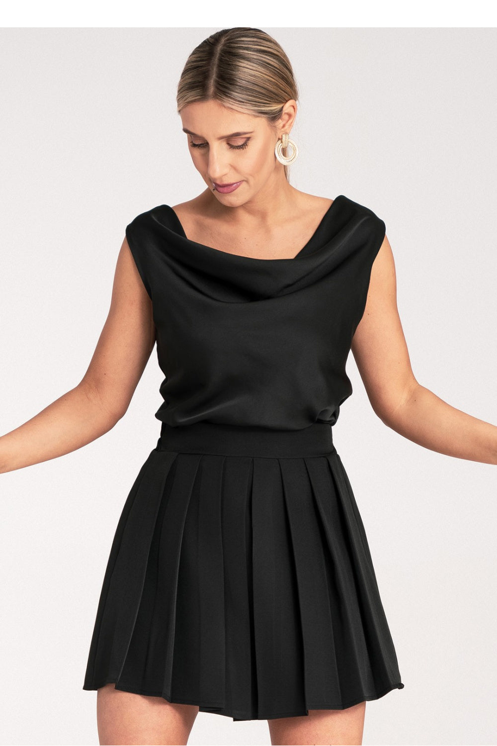 Figl Black Pleated Mini Skirt