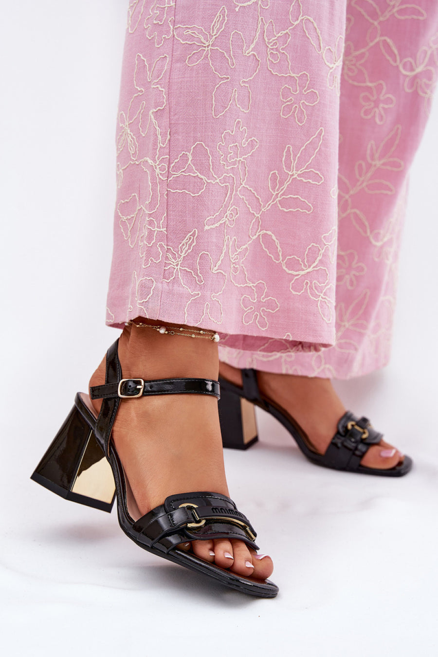 Step In Style Mevonelle Black Leather Block Heel Heeled Sandals