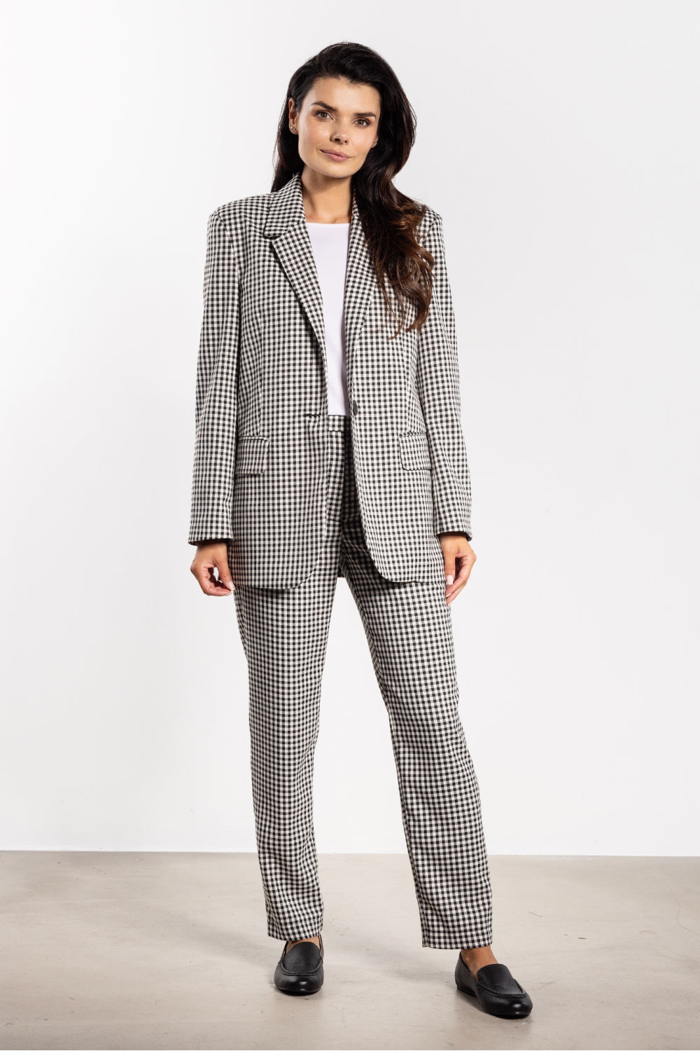 Awama Black Collared Oversized Jacket - view 2