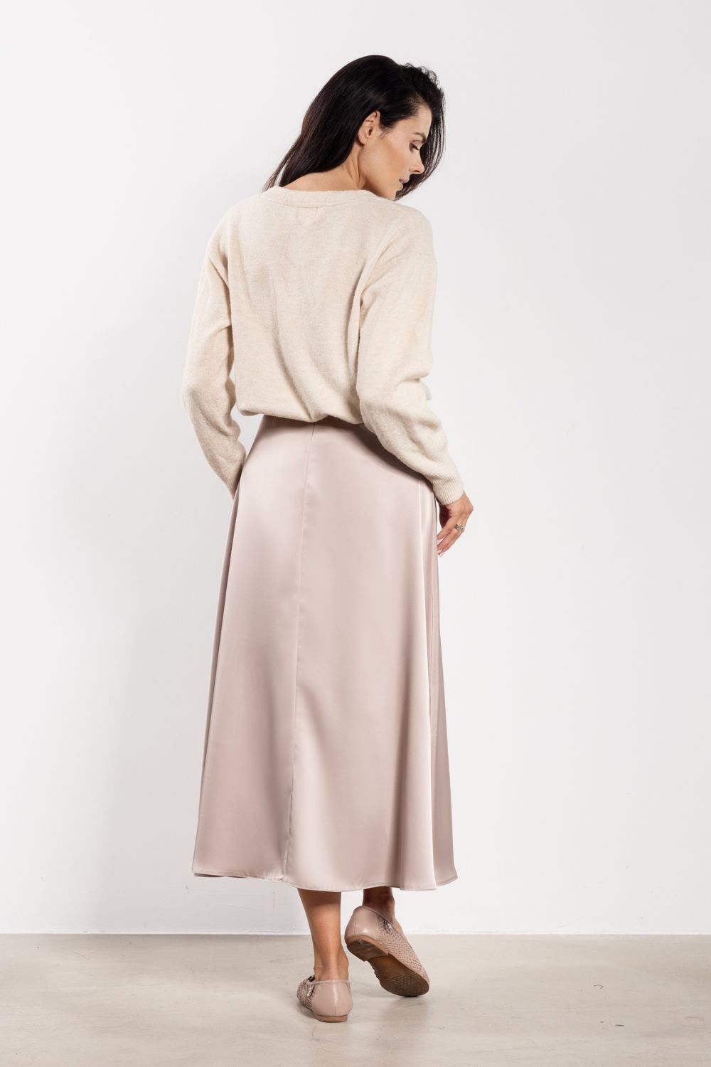 Awama Beige Satin Flared Skirt - view 3
