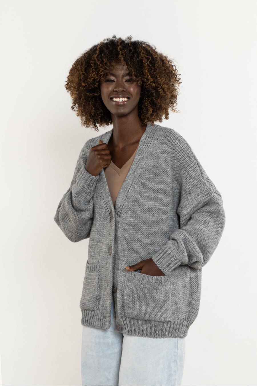 Awama Grey Knitted V-Neck Cardigan