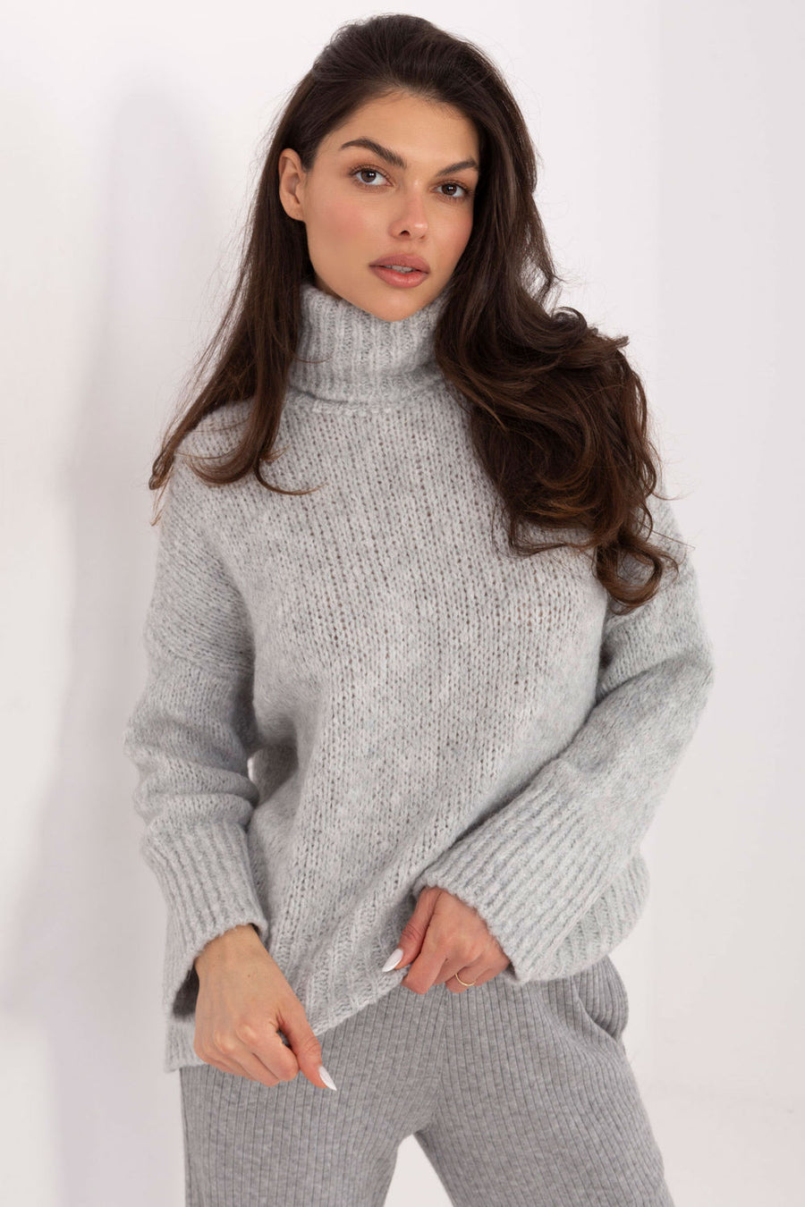 Factory Price Grey Knitted Long Sleeve Roll Neck Jumper