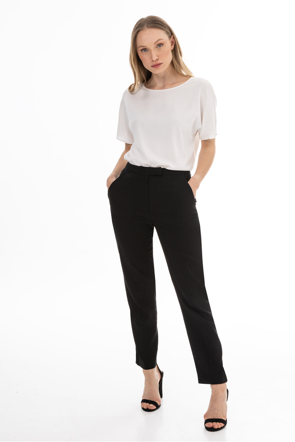 Awama Black Linen Pleated Trousers