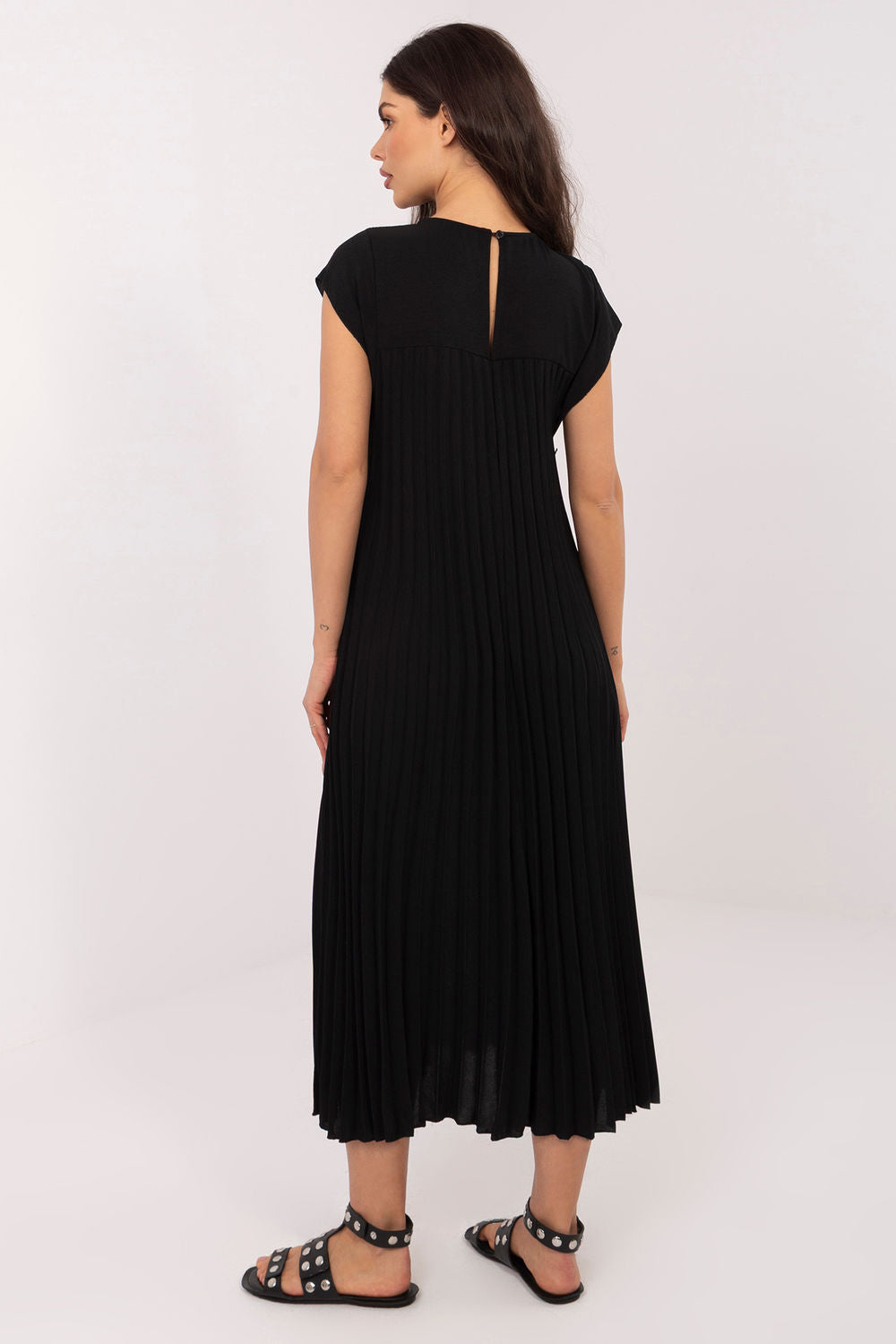 Rue Paris Black Midi Pleated Dress - view 3