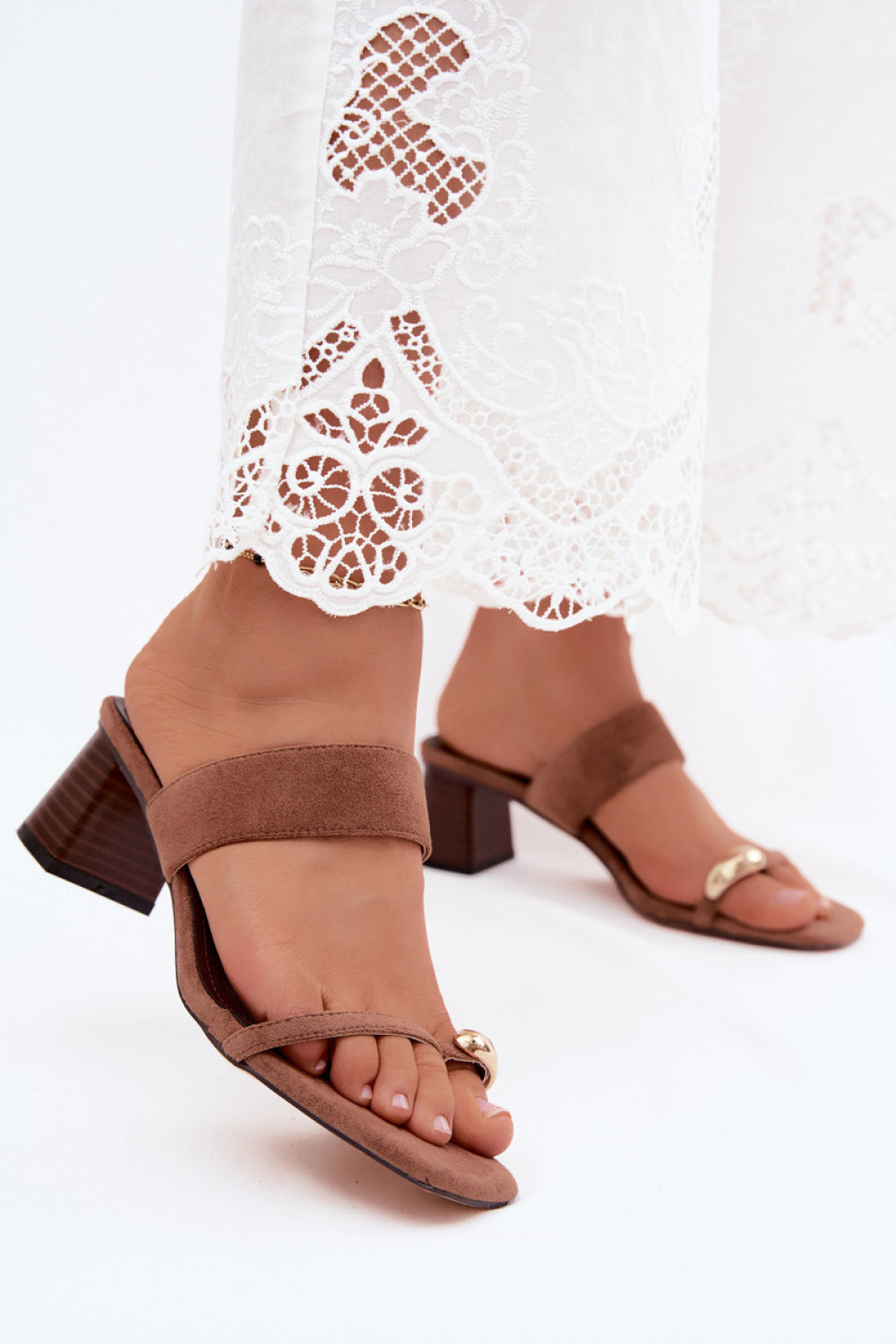 Step In Style Dakotelle Brown Suede Block Heel Heeled Sandals