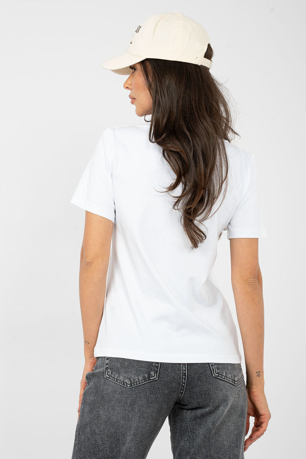 Rue Paris White V-Neck Short Sleeve T-Shirt - view 3