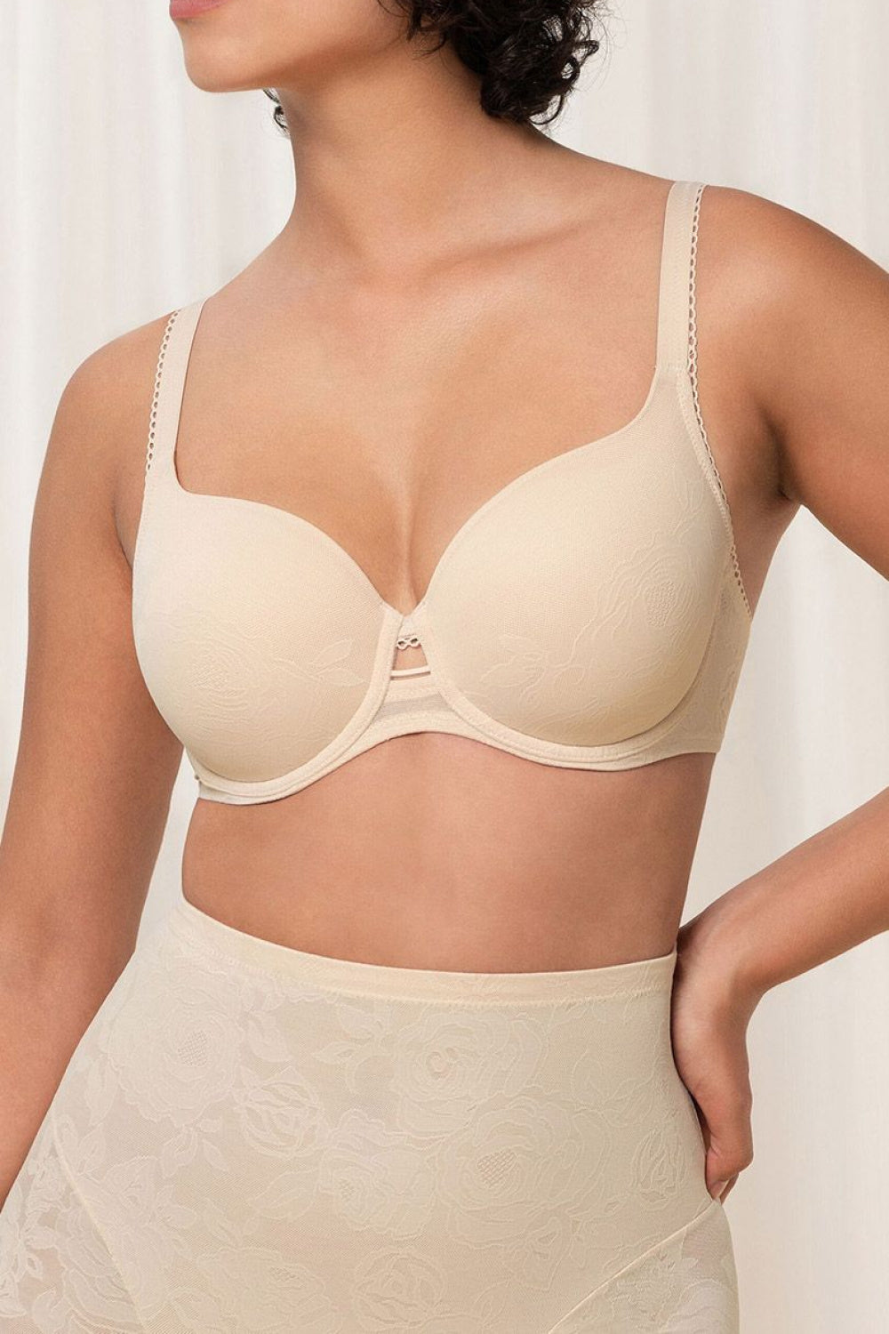 Triumph Wild Beige Lace Padded Bra