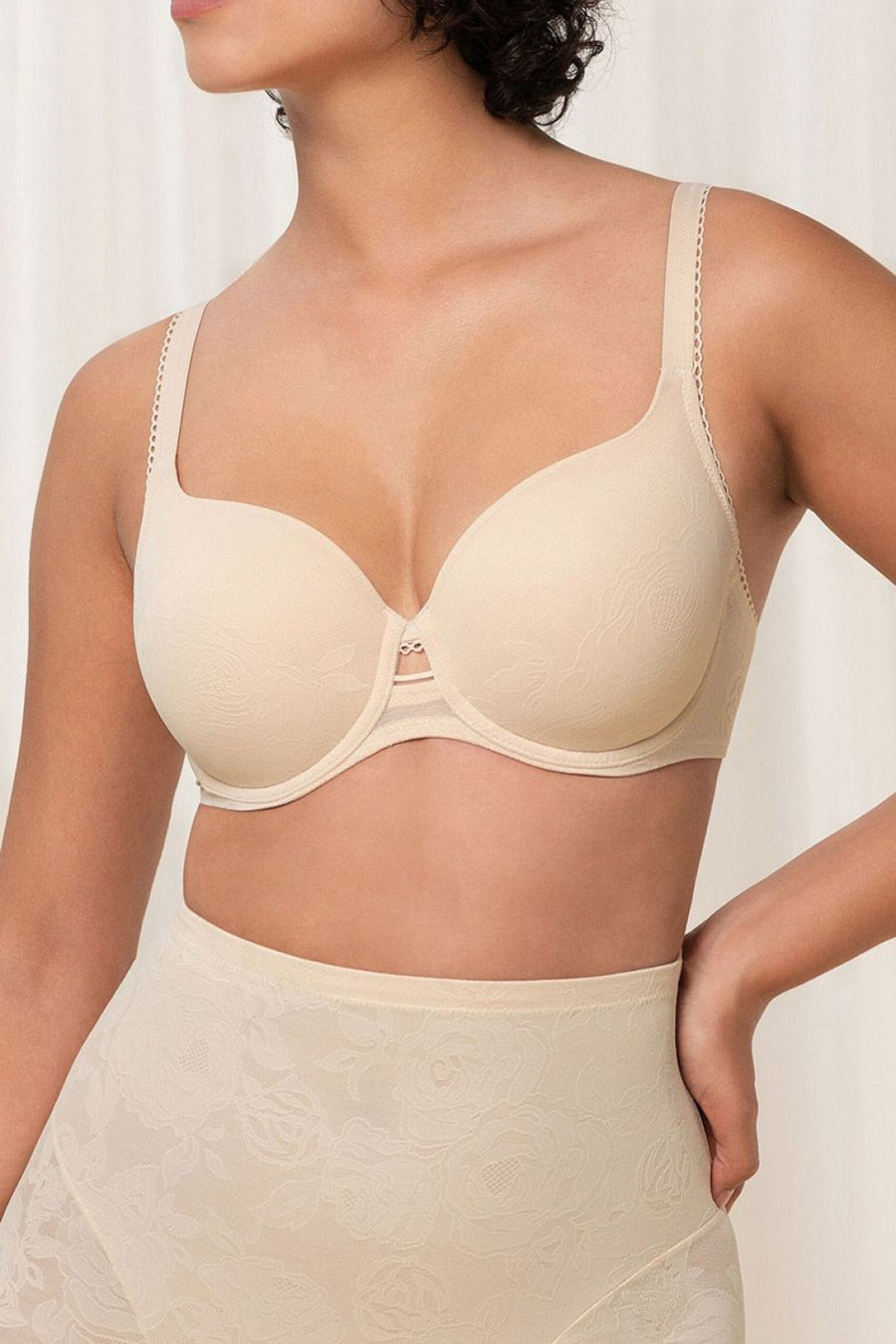 Triumph Wild Beige Lace Padded Bra