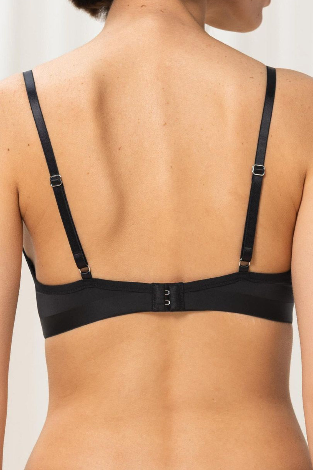 Triumph Aura Spotlight Black Polyamide Lace Underwired Semi-Soft Bra - view 3