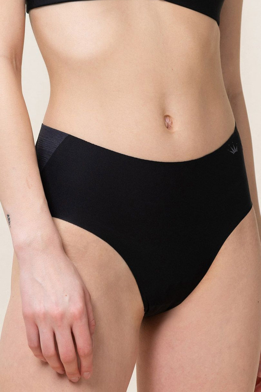 Triumph Flex Smart Black Lace Knickers