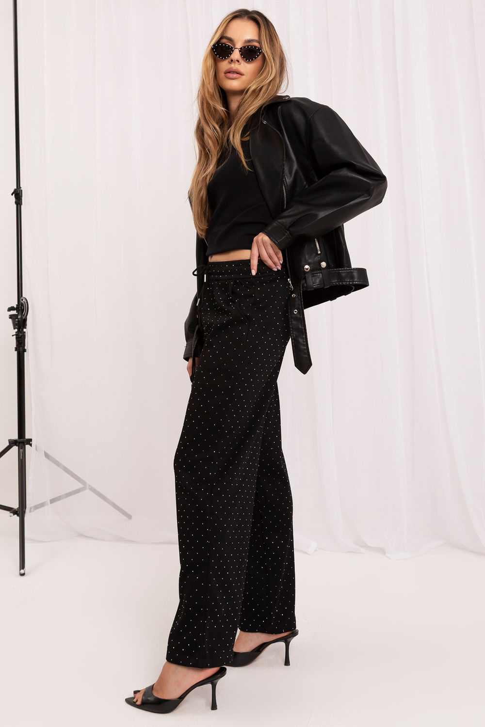 Italy Moda Black Wide Leg High Waisted Joggers - view 3