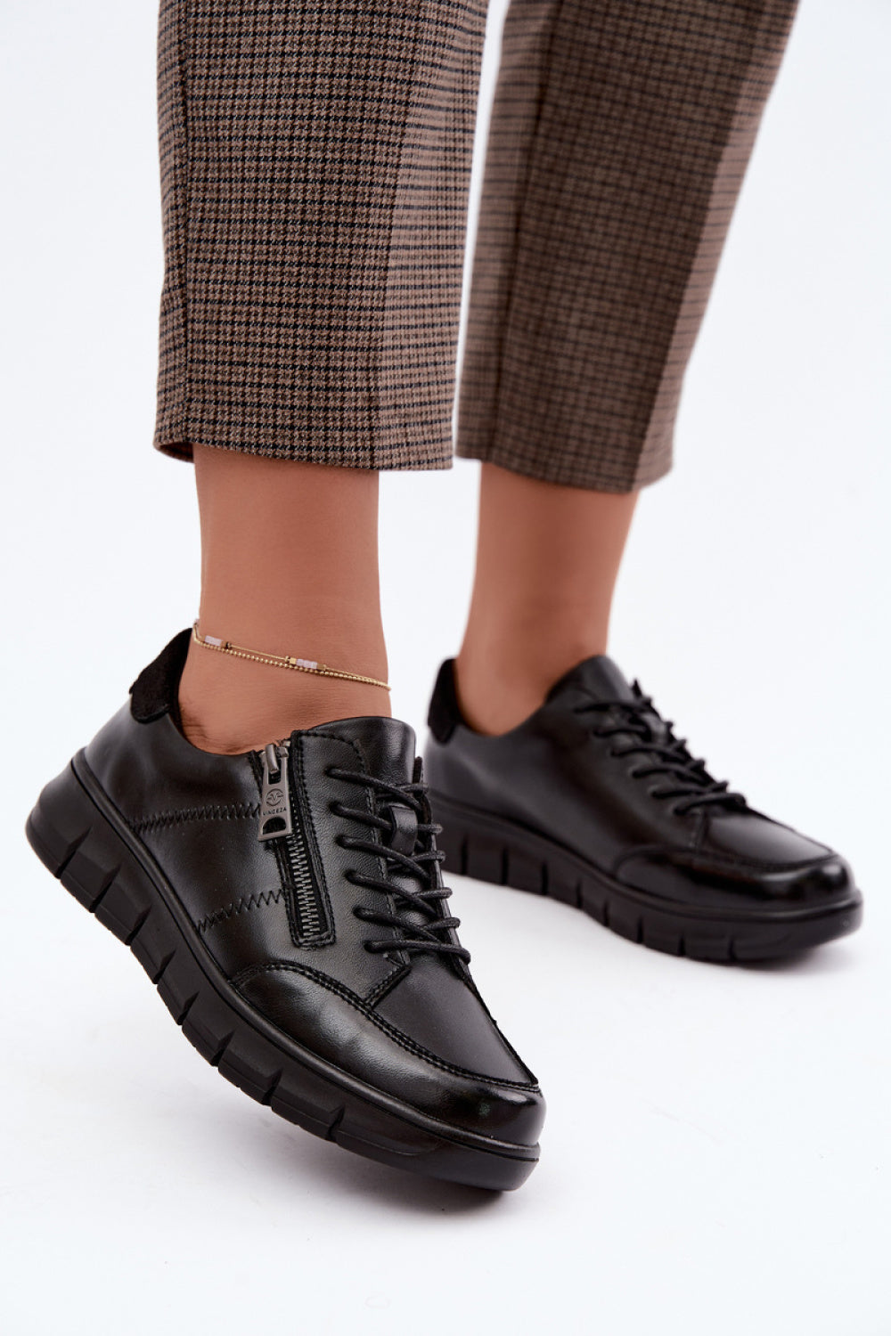 Step In Style Vinceza Black Leather Shoes with Zip
