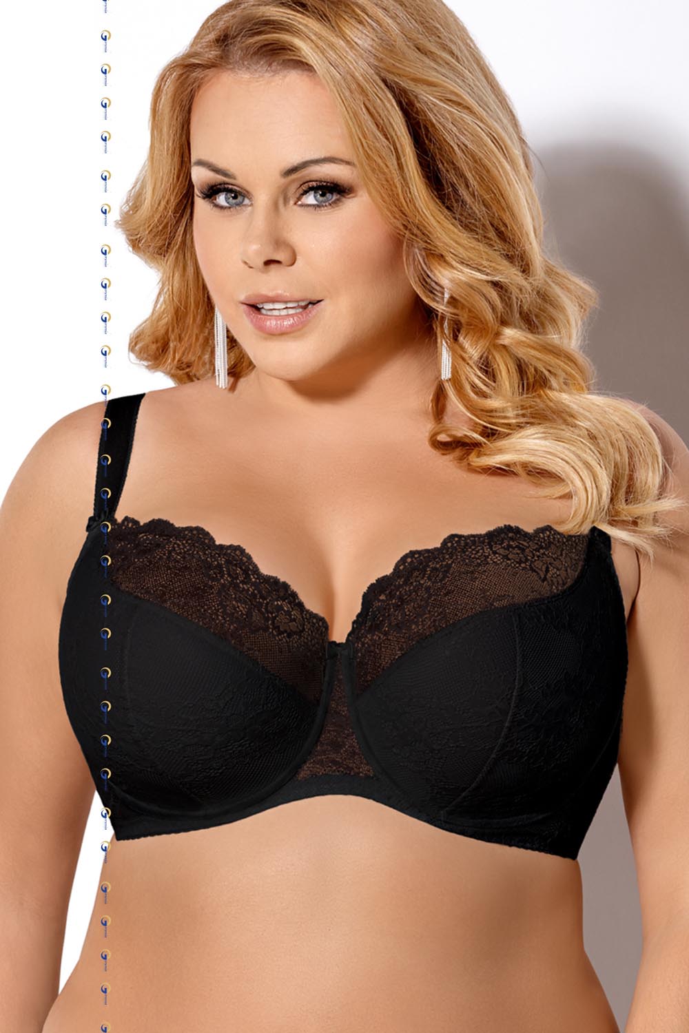 Gorsenia Lingerie Black Lace Padded Semi-Soft Bra