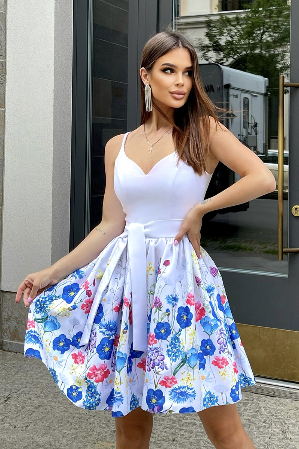 Bicotone Ecru Bodycon Sleeveless Cocktail Dress