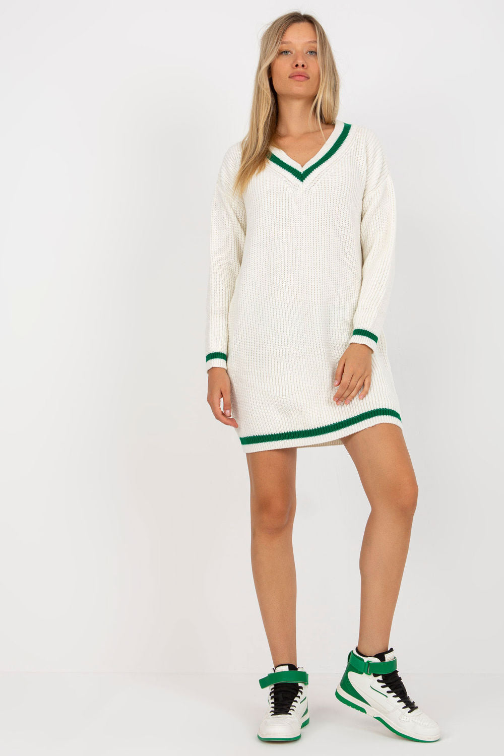Rue Paris White Knitted Long Sleeve Dress