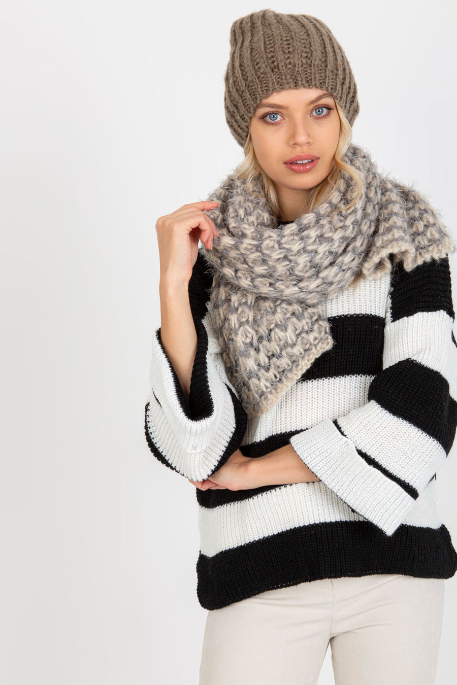 AT Beige Knitted Shawl
