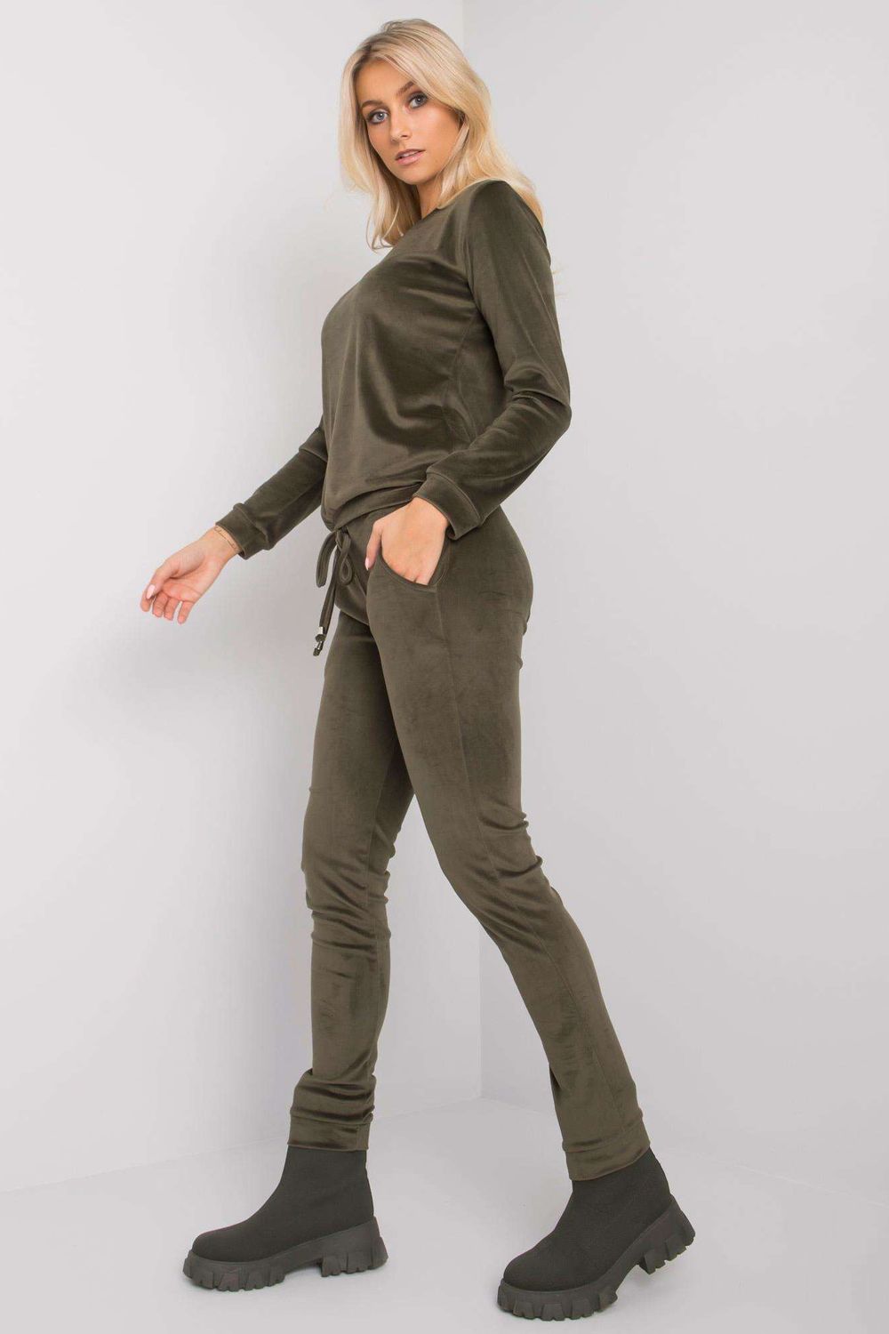 Rue Paris Khaki Velvet Long Sleeve Co-Ord Set - view 3
