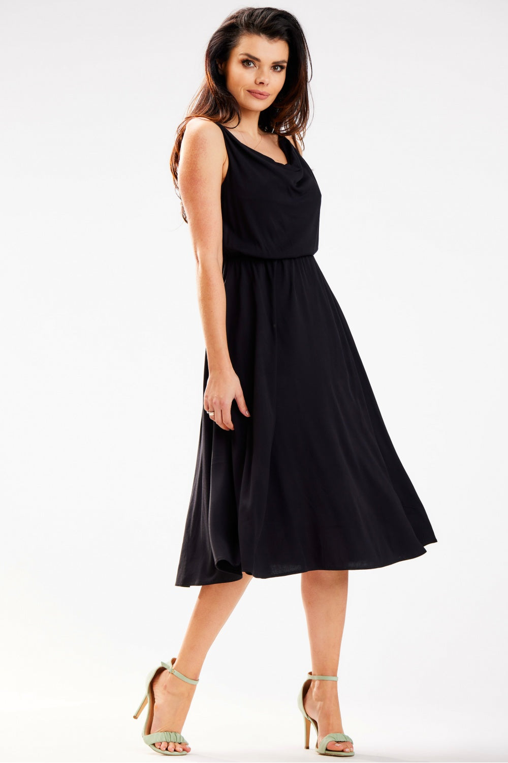 Awama Black Midi Sleeveless Dress