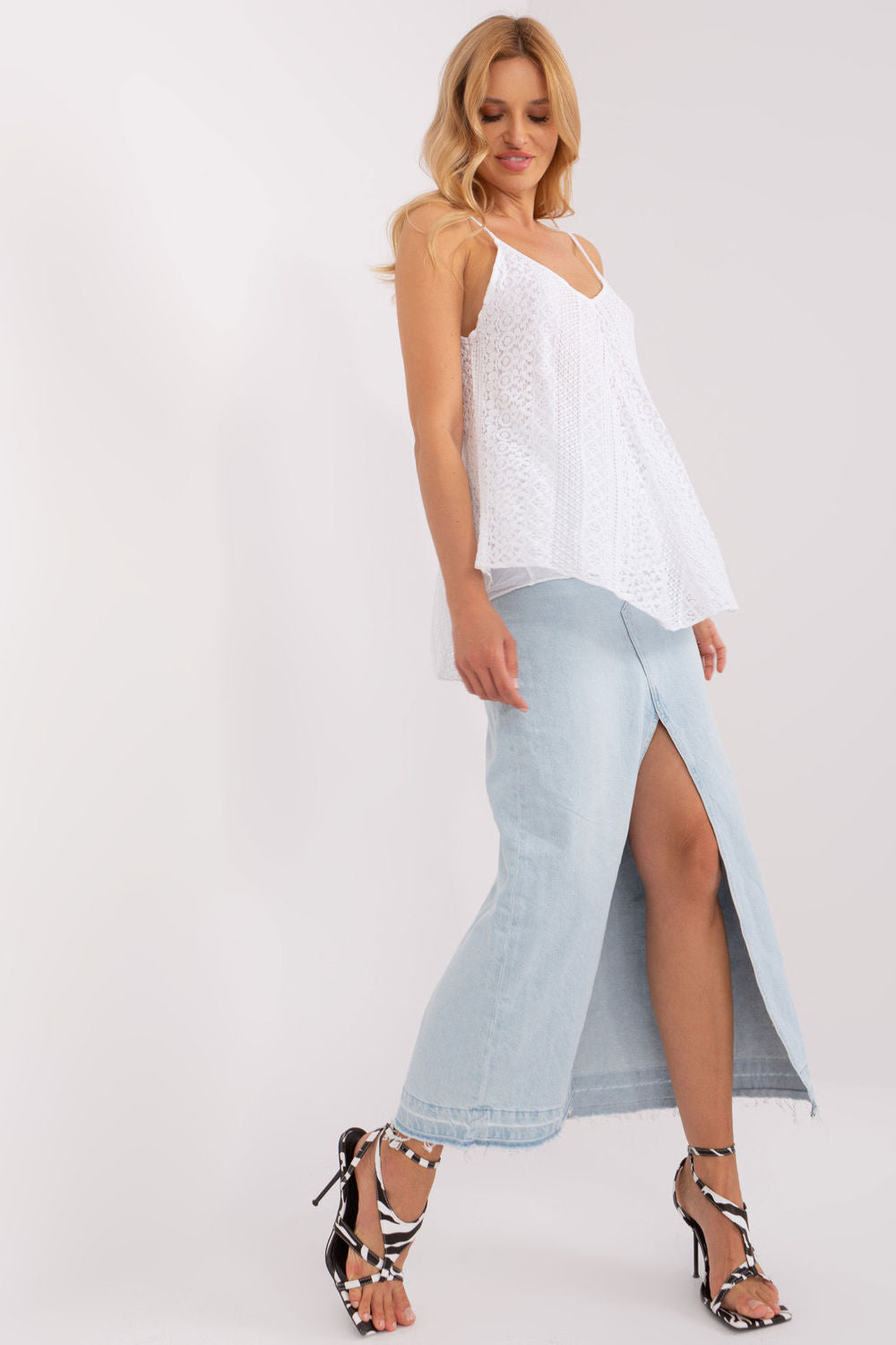 Och Bella White Lace Sleeveless Cami Top