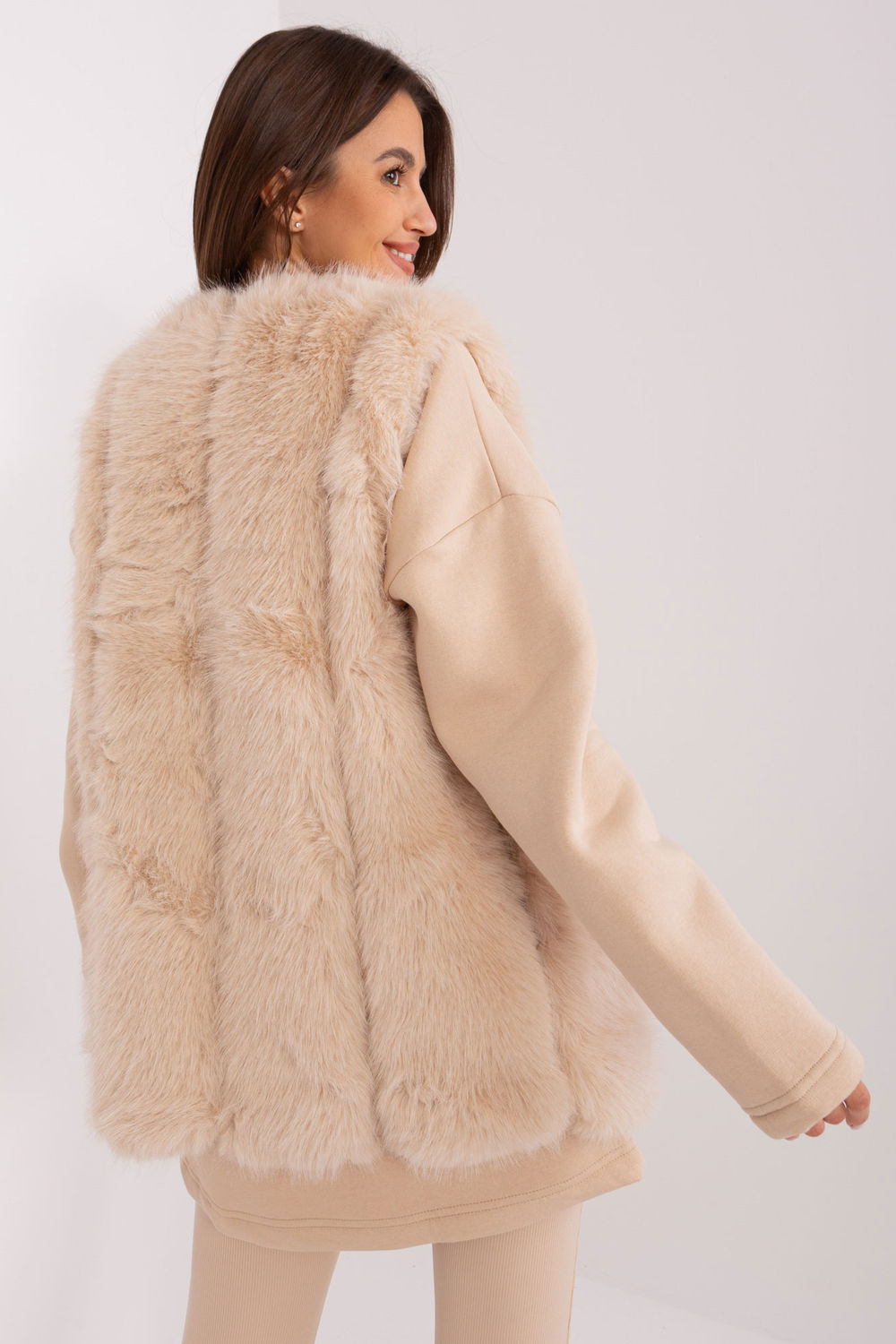 AT Beige Gilet - view 3