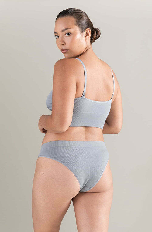 The TENCELâ„¢ Seamless Bralette Storm Grey